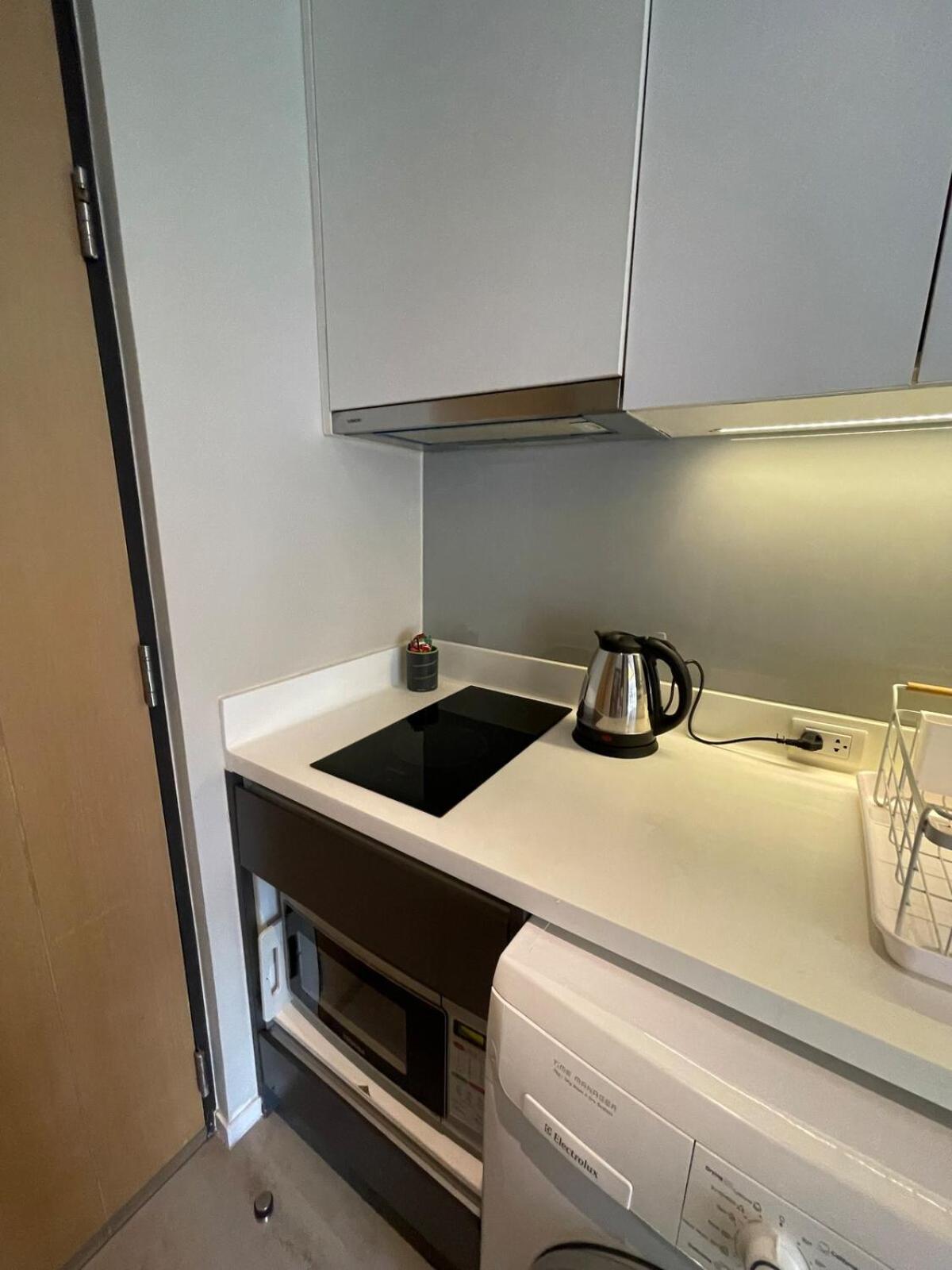 Apartment 4pax Mrt Bts Asoke, Terminal21 *